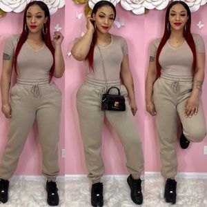 Woman’s 2pc Set- Ash Mocha